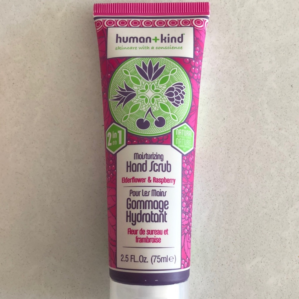 Hand scrub